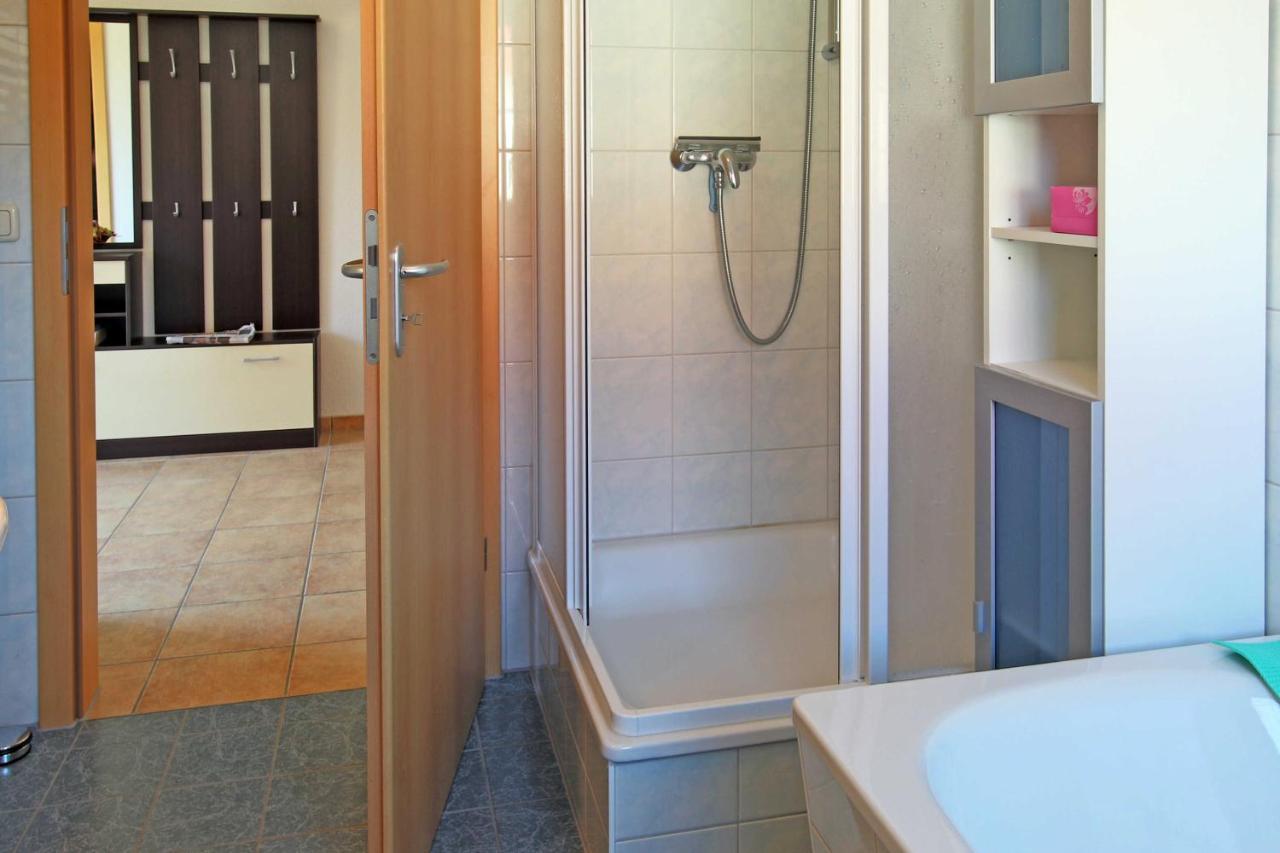 Ferienhaus Luessvitz Ummanz ภายนอก รูปภาพ